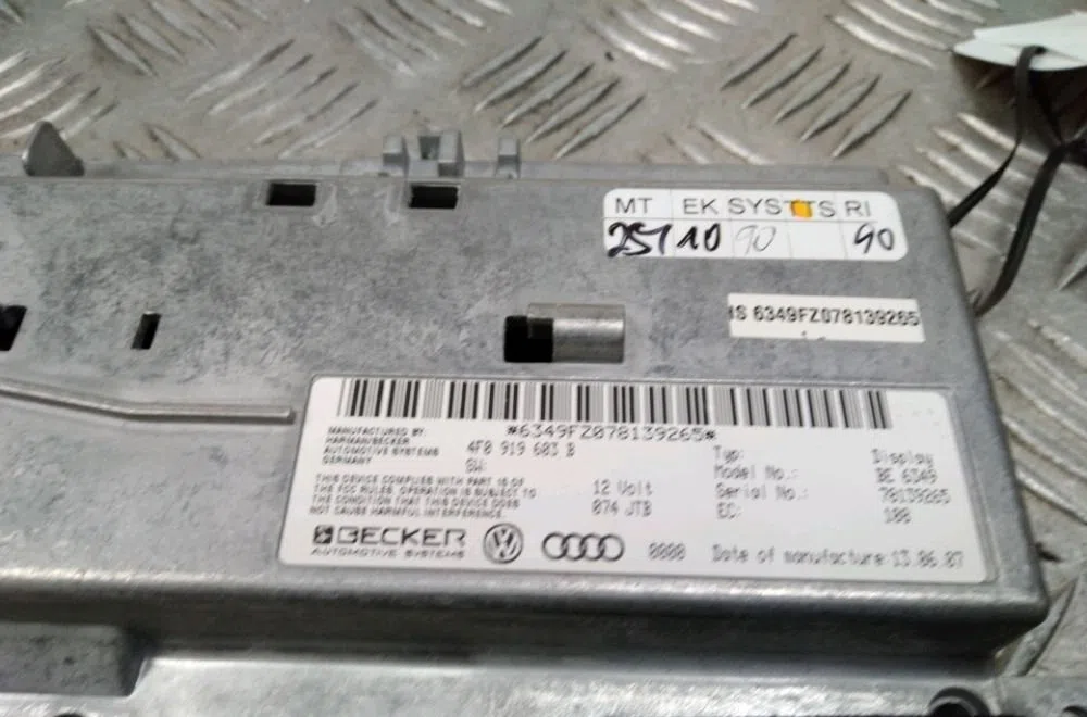 Afficheur digital Audi A6 C6 Avant (4F5) 3.0 tdi quattro (2006-2008) occasion