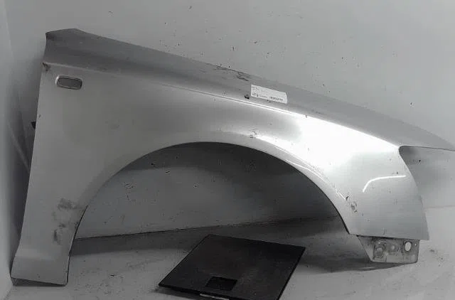 Aile avant droite Audi A6 C6 (4F2) 3.0 tdi quattro (2004-2006) 4 portes occasion