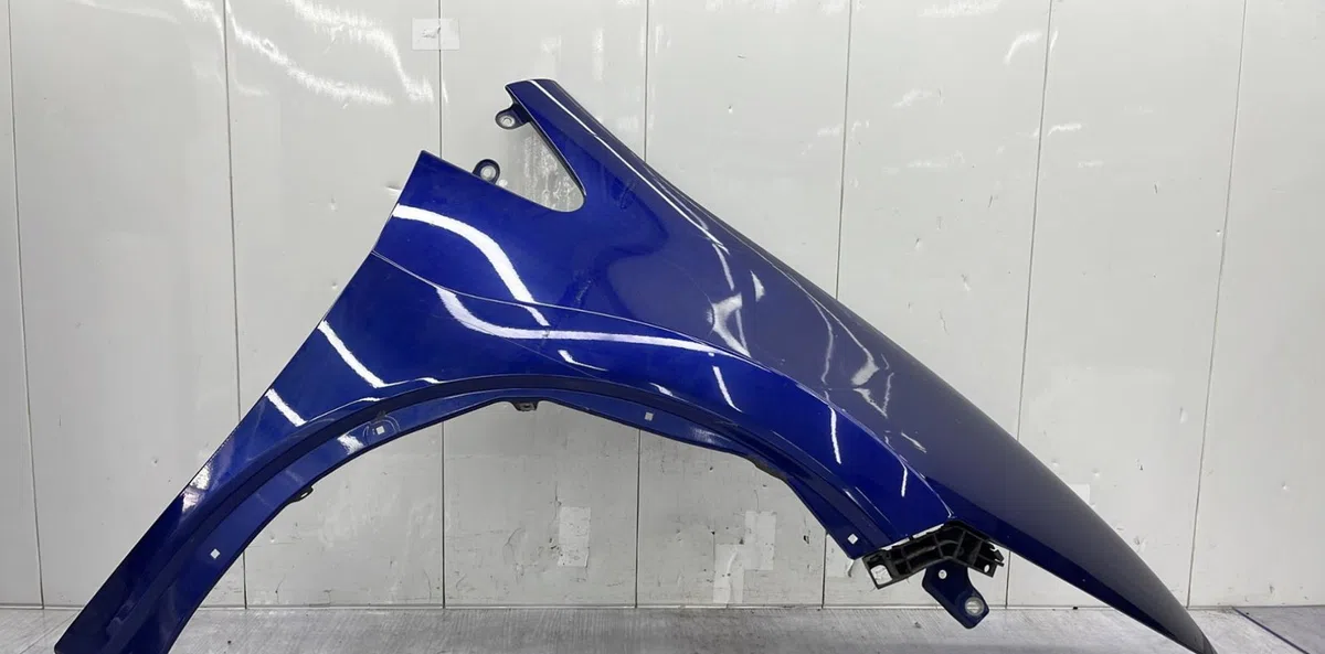 Aile avant droite HONDA CIVIC 8 PHASE 2 occasion