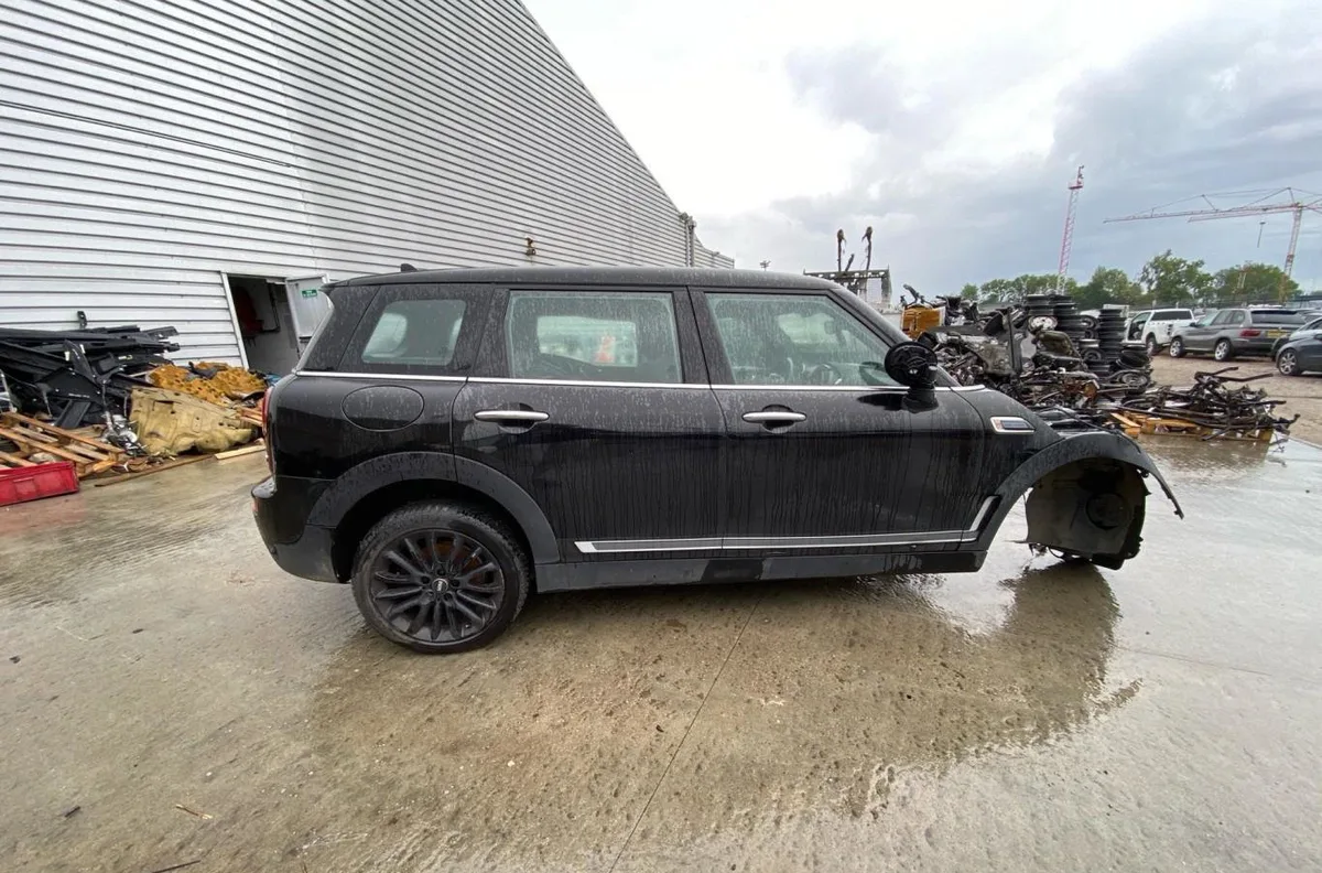 Aile avant droite MINI MINI 3 F54 CLUBMAN PHASE 2 BREAK occasion