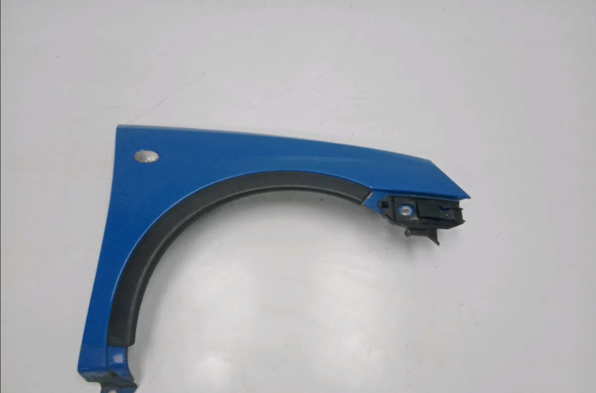 Aile avant droite Opel CORSA C (X01) 1.2 (f08, f68) (2000-2009) occasion