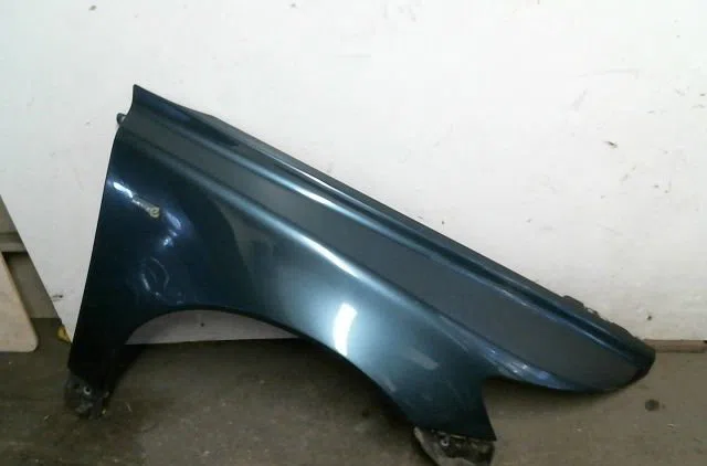 Aile avant droite Volvo V50 (545) 1.6 d (2005-2011) 5 portes occasion