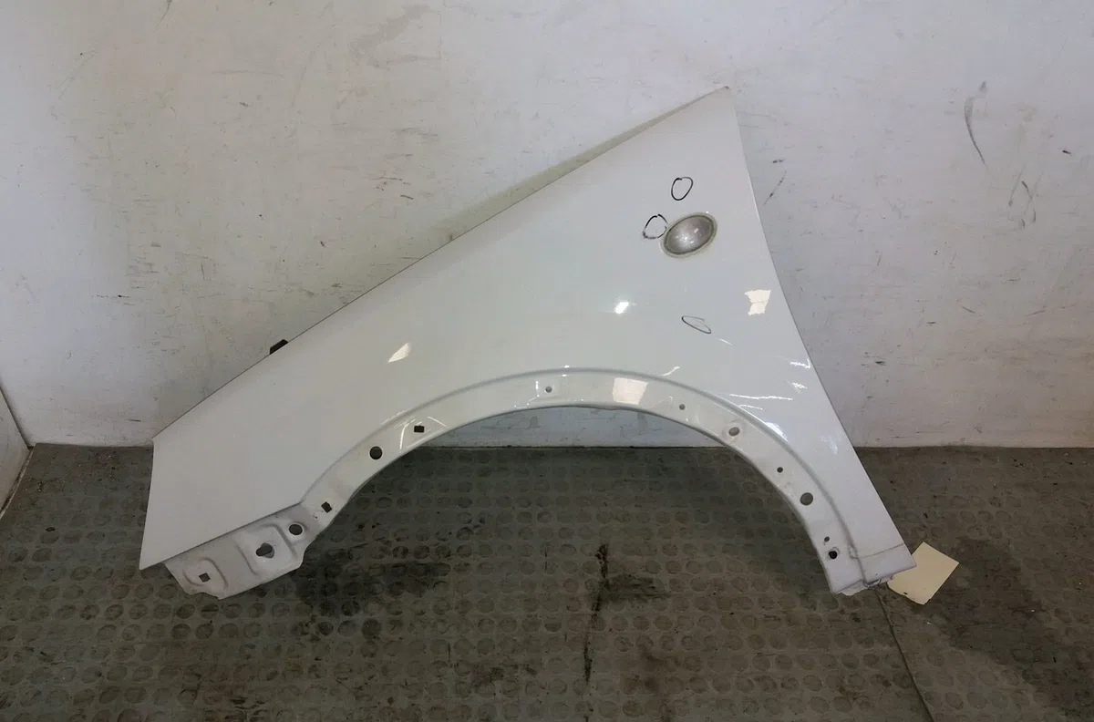 Aile avant gauche Opel CORSA C (X01) 1.2 twinport (f08, f68) (2004-2009) occasion