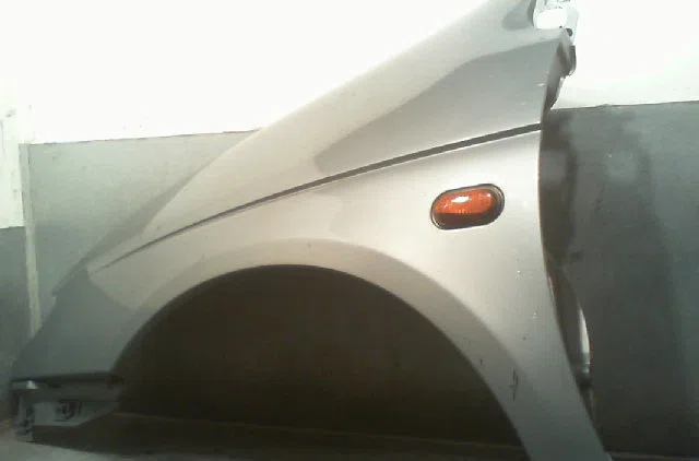 Aile avant gauche RENAULT MEGANE 1997 occasion