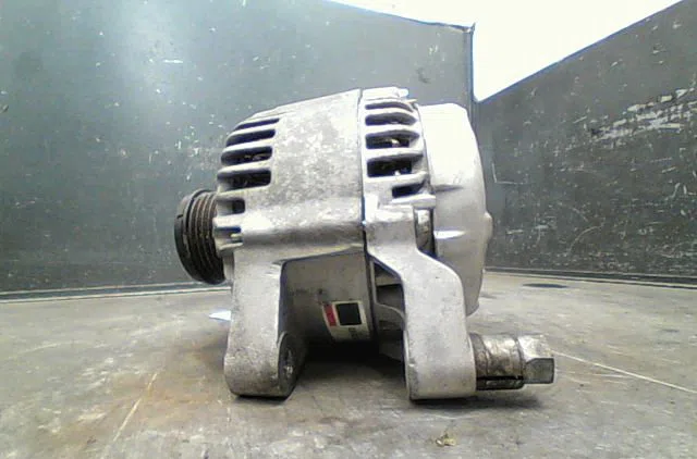 Alternateur FORD FIESTA 2003 occasion