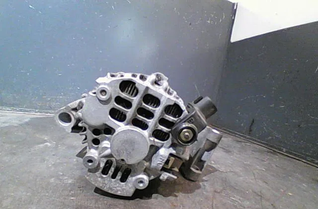 Alternateur FORD FIESTA 2004 occasion