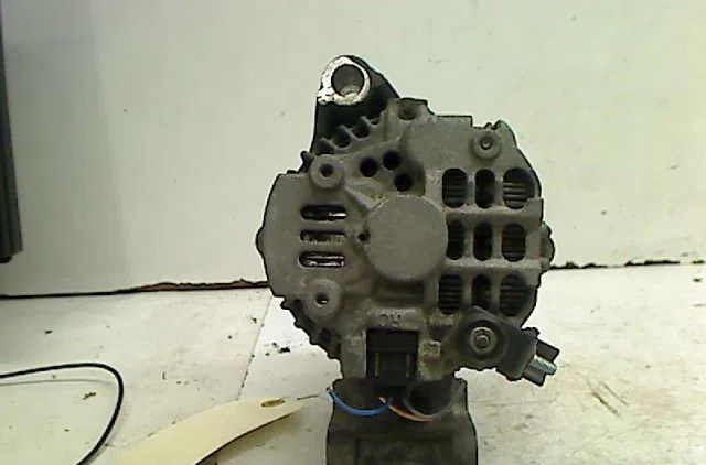 Alternateur Ford FIESTA V (JH_, JD_) 1.6 16v (2001-2008) occasion