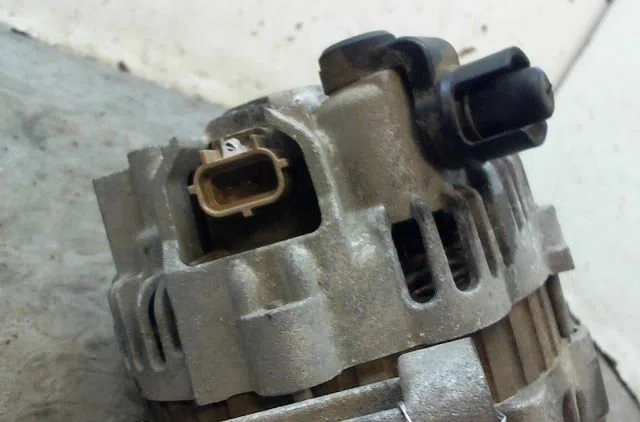 Alternateur Ford FUSION (JU_) 1.6 (2002-2009) occasion