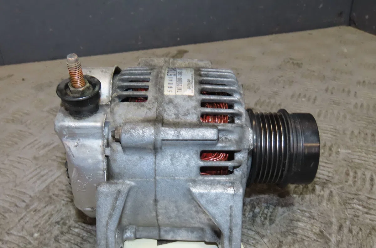 Alternateur Jeep CHEROKEE (KJ) 2.8 crd 4x4 (2004-2008) occasion
