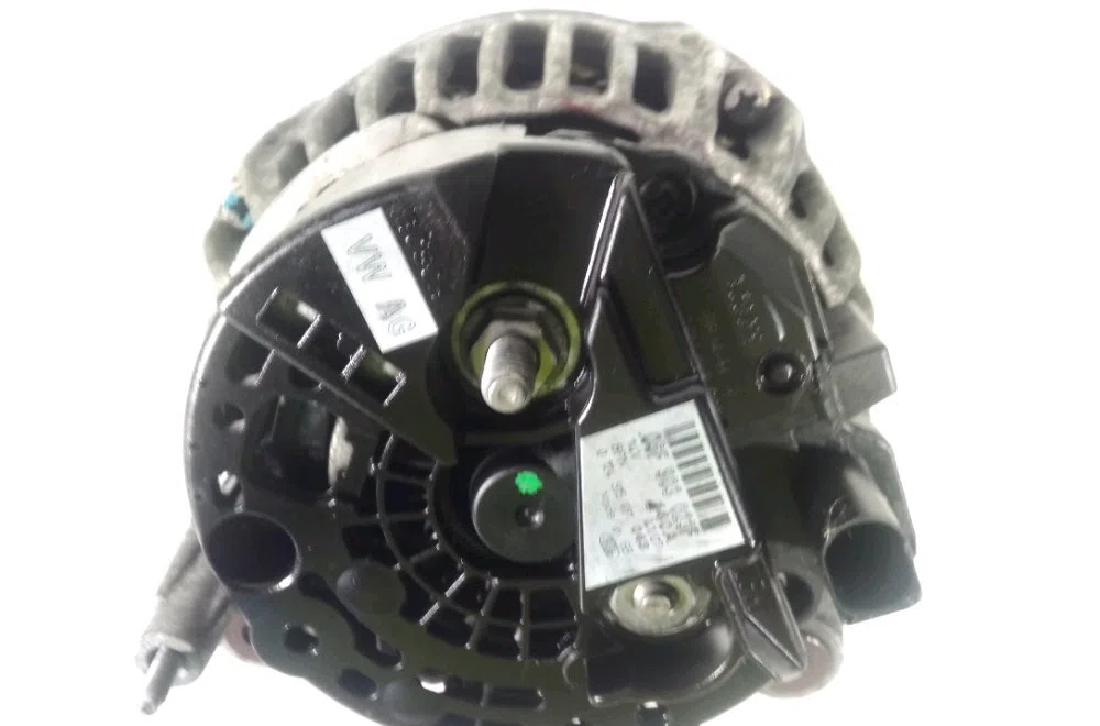 Alternateur Mitsubishi OUTLANDER II (CW_W) 2.0 di-d (cw8w) (2007-2012) occasion