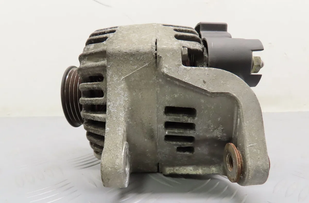 Alternateur Nissan MICRA III (K12) 1.2 16v (2003-2010) occasion