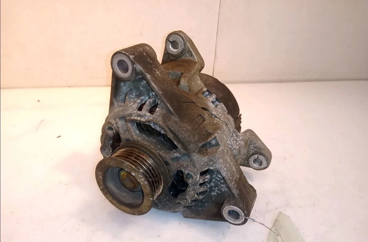 Alternateur Opel CORSA B (S93) 1.2 i 16v (f08, f68, m68) (1998-2000) 5 portes occasion