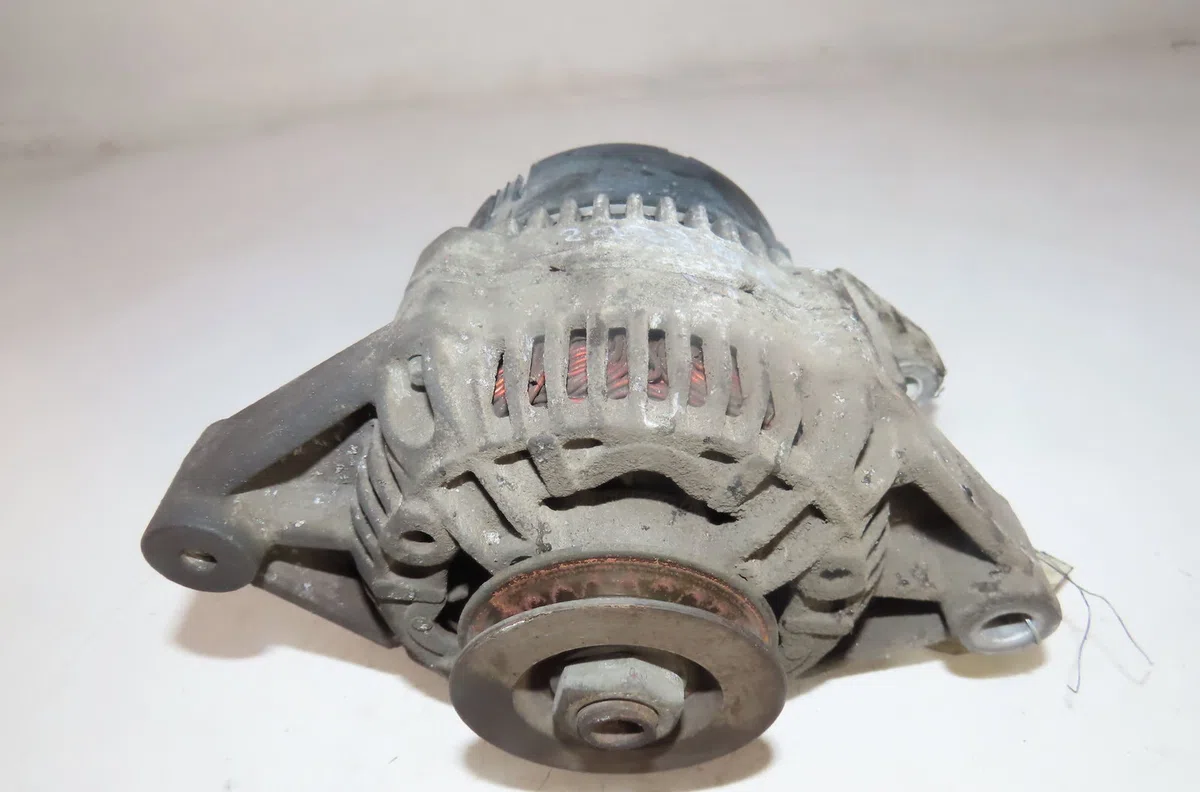 Alternateur Opel CORSA B (S93) 1.2 i (f08, f68, m68) (1993-2000) occasion