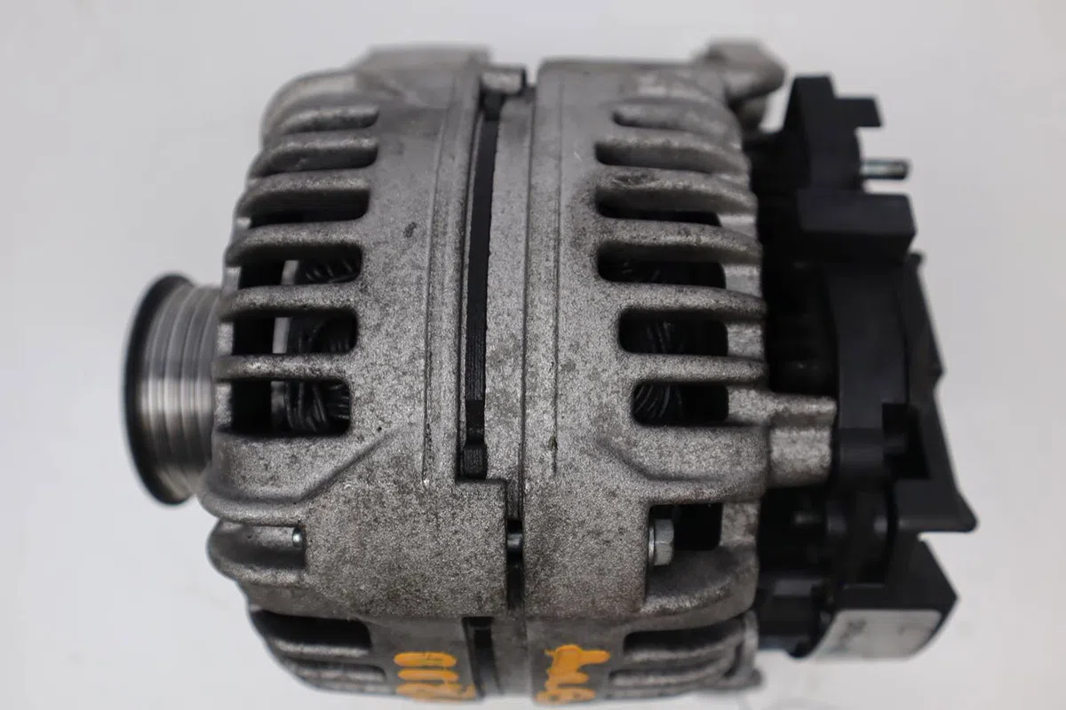 Alternateur Opel CORSA C (X01) 1.2 (f08, f68) (2000-2009) occasion