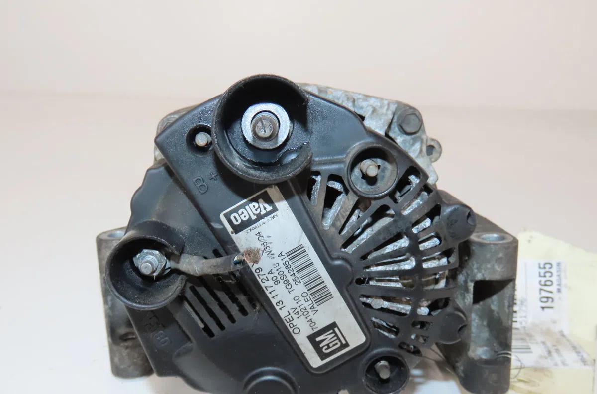 Alternateur Opel CORSA D (S07) 1.3 cdti (l08, l68) (2006-2014) 3 portes occasion