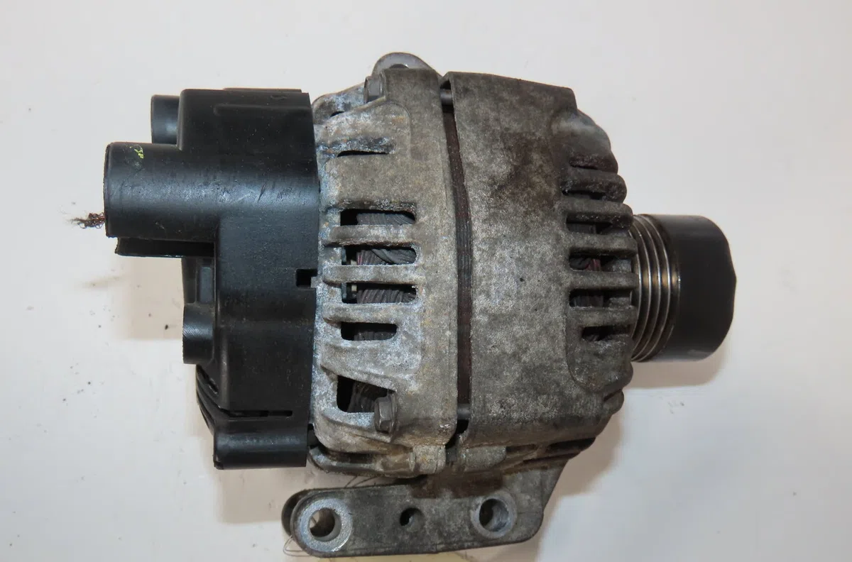 Alternateur Opel CORSA D (S07) 1.3 cdti (l08, l68) (2006-2014) 3 portes occasion