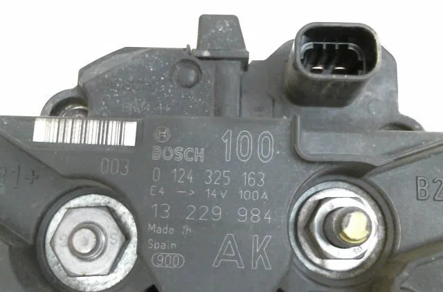 Alternateur Opel MERIVA A Monospace (X03) 1.6 (e75) (2003-2010) 5 portes occasion
