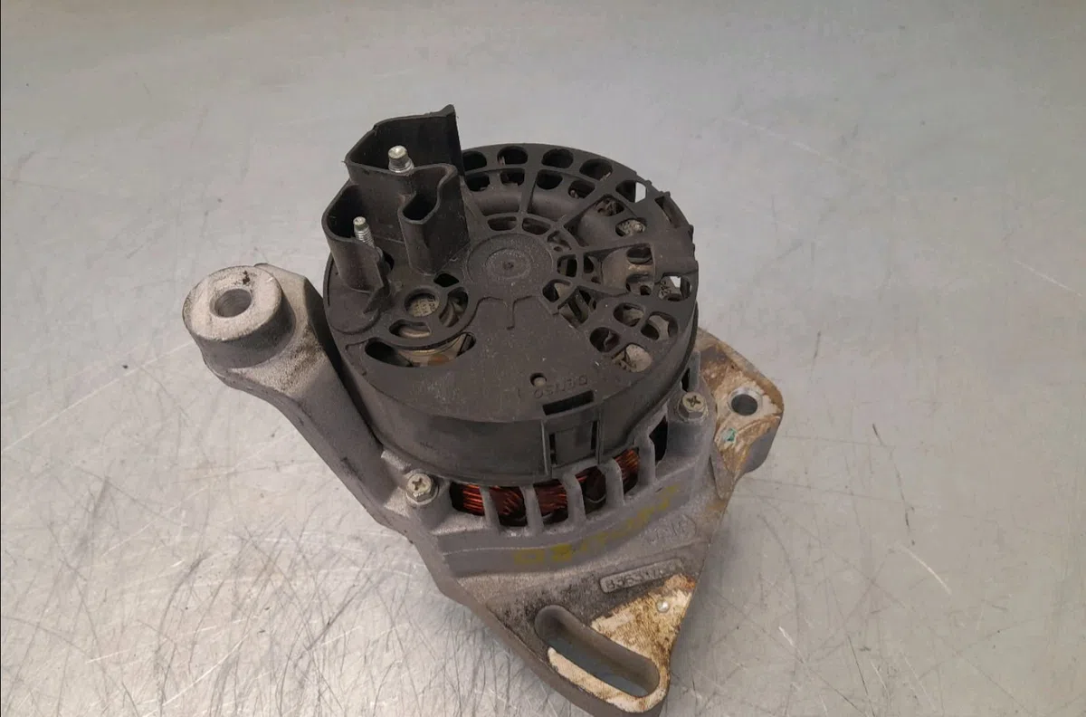 Alternateur Peugeot 206 (2L_, 2M_) 1.4 i (2lkfwa, 2mkfwa) (2009-2013) 3 portes occasion