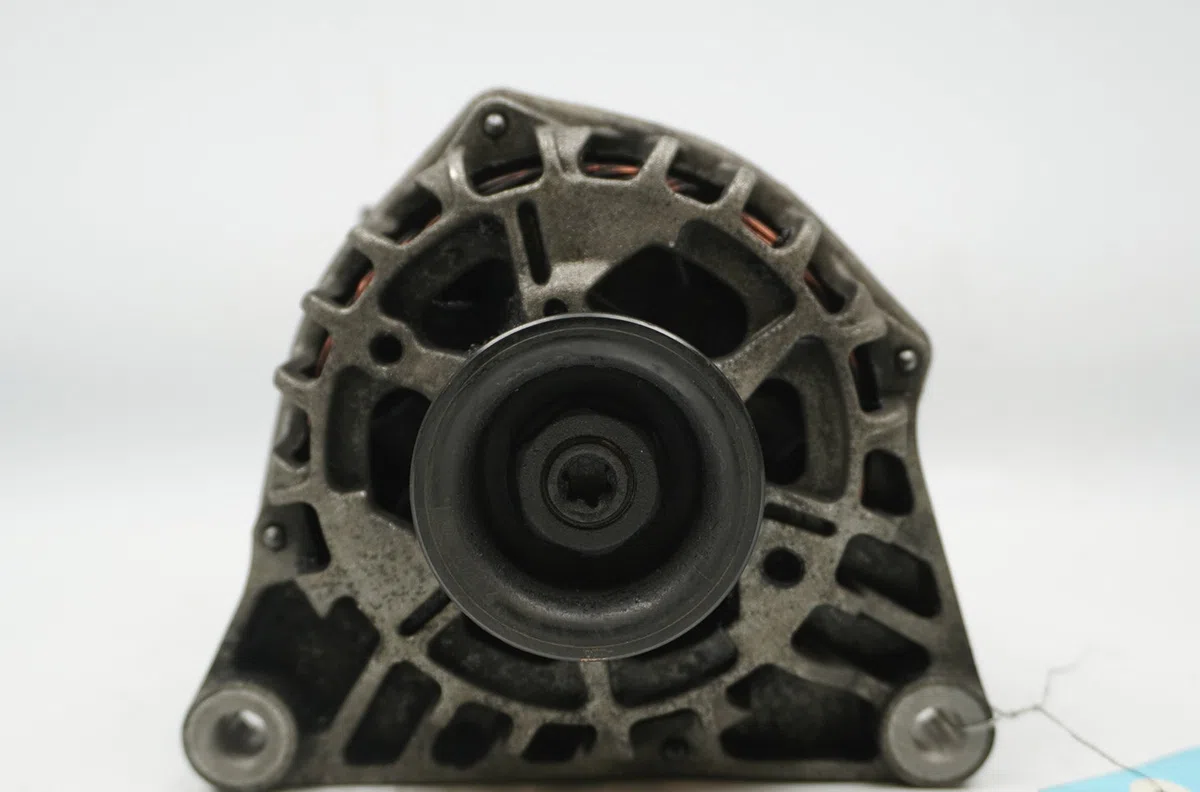 Alternateur Peugeot 206 3-5 portes (2A-C) 1.4 16v (2003-2008) occasion