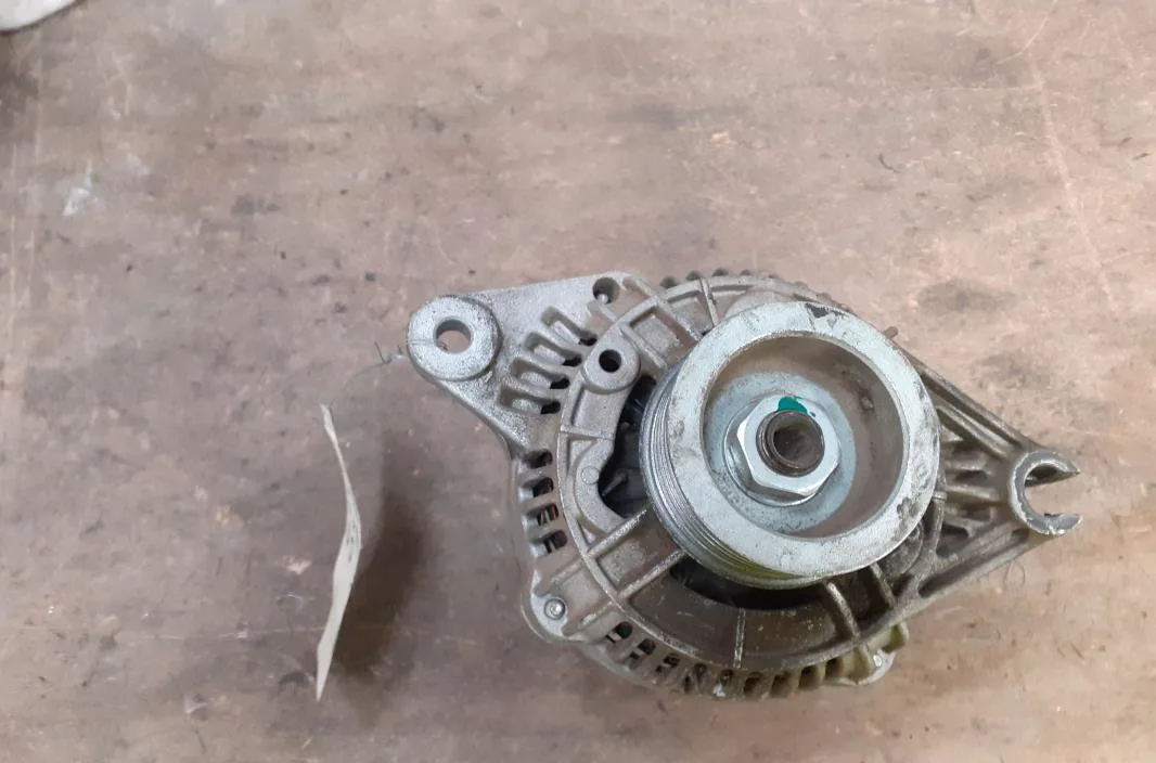 Alternateur Peugeot 306 3-5 portes (7A, 7C, N3, N5) 1.9 d (1994-2001) occasion