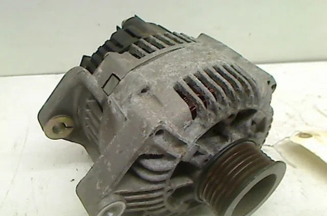 Alternateur Renault CLIO I (B-C57_, 5-357_) 1.8 (1991-1998) occasion