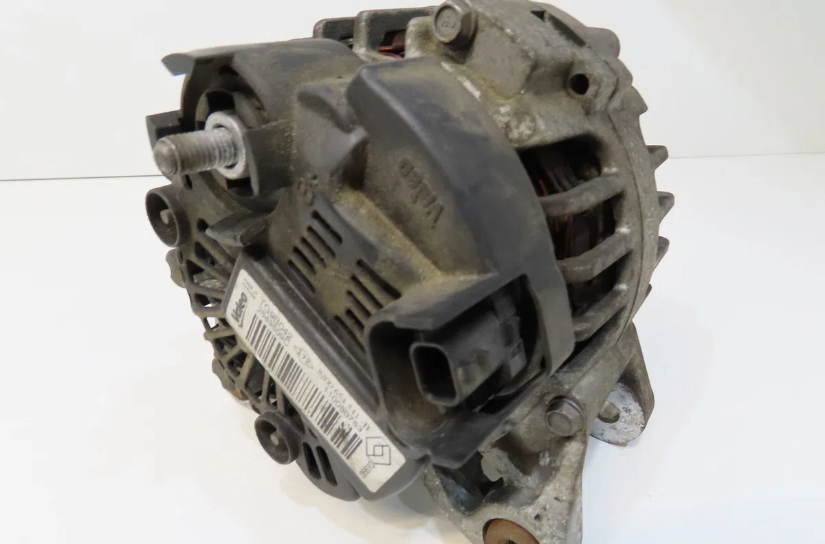 Alternateur Renault CLIO III (BR0-1, CR0-1) 1.2 16v (br02, br0j, br11, cr02, cr0j, cr11) (2005-2014) 5 portes occasion