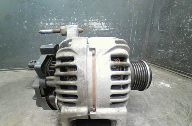 Alternateur Renault CLIO III (BR0-1, CR0-1) 1.5 dci (br0h, cr0h, cr1s, br1s) (2005-2014) 3 portes occasion