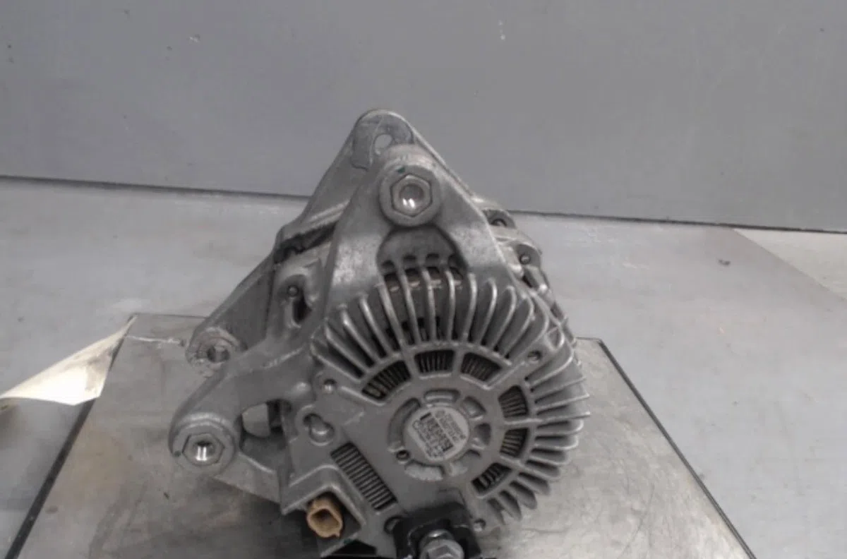 Alternateur Renault GRAND SCÉNIC III (JZ0-1_) 1.4 16v (jz0f) (2009) occasion