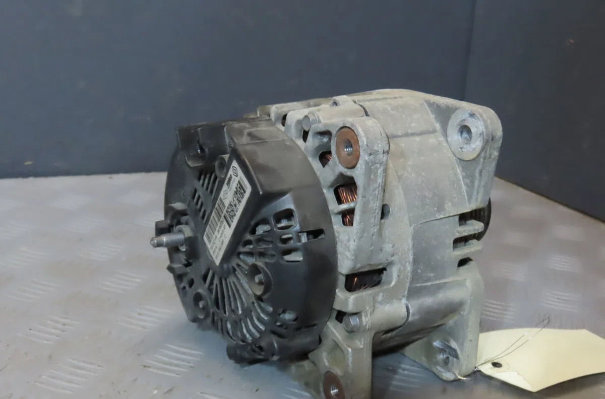 Alternateur Renault KANGOO Express (FW0-1_) 1.5 dci 90 (fw0g, fw05, fw08, fw11) (2009) 4 portes occasion