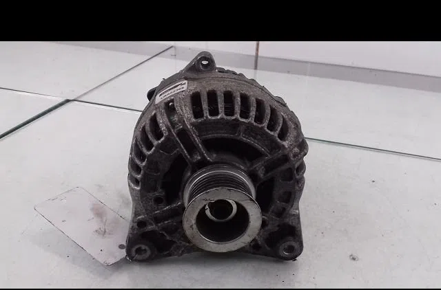 Alternateur Renault LAGUNA II (BG0-1_) 2.0 16v (bg00, bg0k, bg0p, bg0w) (2002-2007) 5 portes occasion