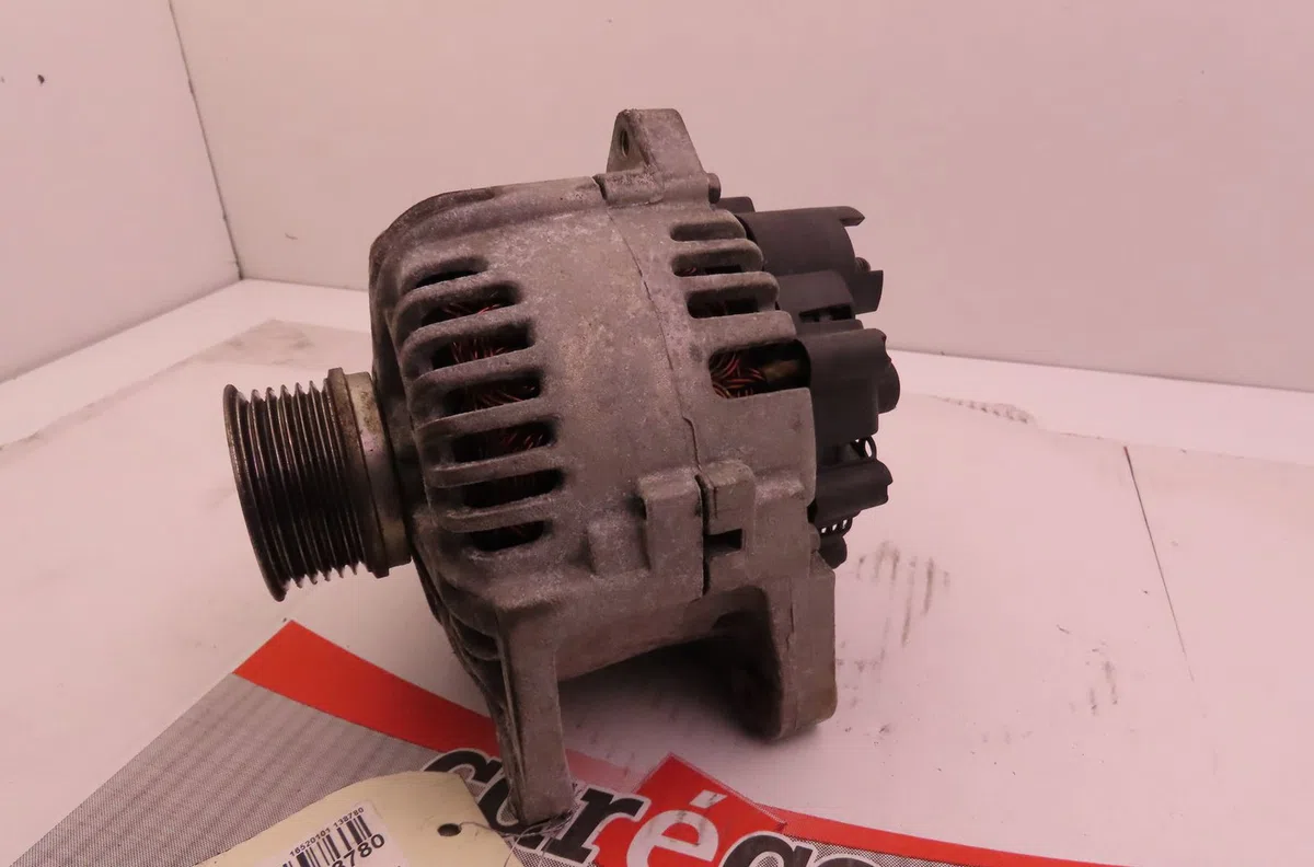 Alternateur Renault MEGANE II (BM0-1_, CM0-1_) 1.6 16v (2006-2008) occasion
