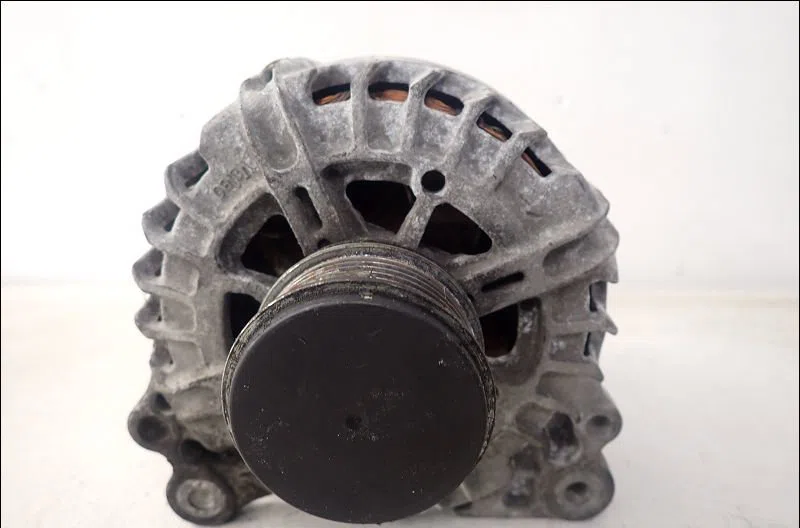 Alternateur Seat IBIZA IV (6J5, 6P1) 1.2 tdi (2010-2015) occasion