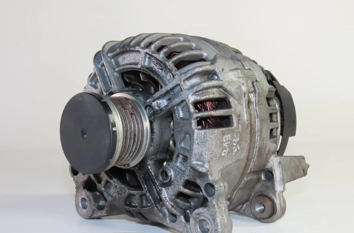 Alternateur Seat IBIZA IV (6J5, 6P1) 1.2 tsi (2010-2012) 5 portes occasion