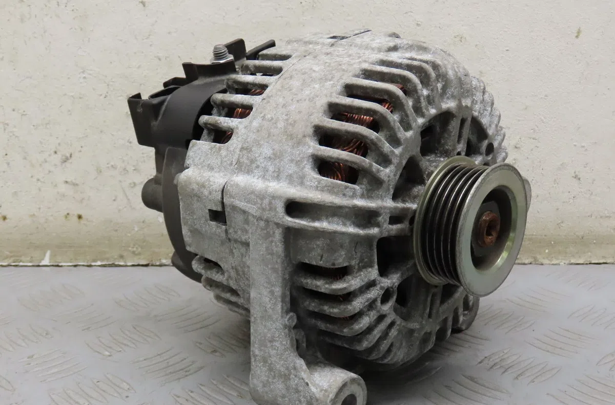 Alternateur Toyota AVENSIS Break (_T27_) 1.6 d4-d (wwt270_) (2015-2018) occasion