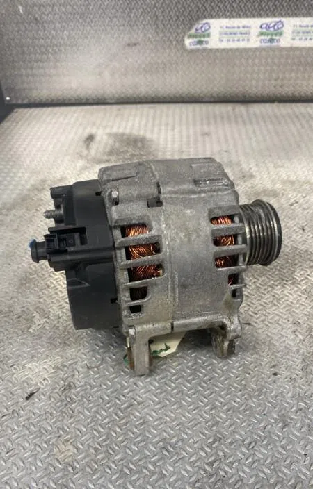 Alternateur VOLKSWAGEN POLO 5  POLO 5 PHASE 1 occasion