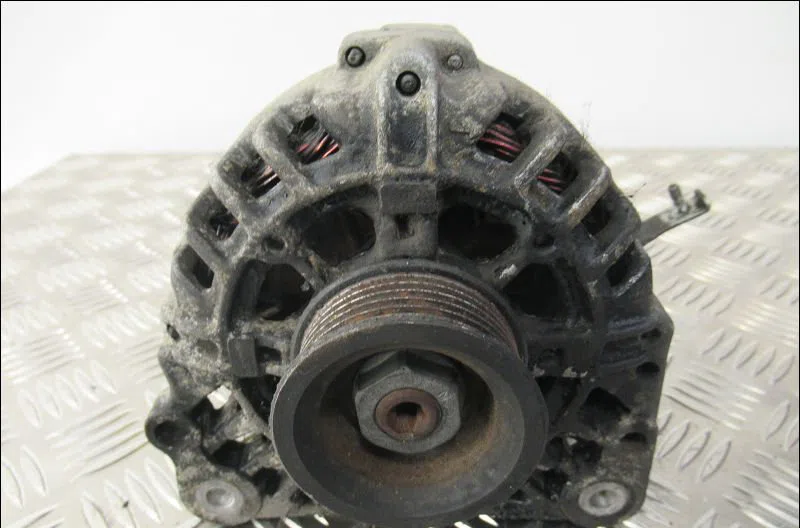 Alternateur Volkswagen POLO (9N_, 9A_) 1.2 12v (2001-2007) 5 portes occasion