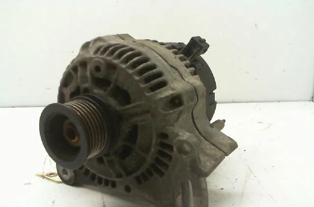 Alternateur Volkswagen POLO III (6N1) 60 1.4 (1995-1999) occasion