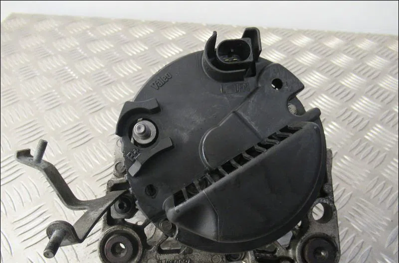 Alternateur Volkswagen POLO V (6R1, 6C1) 1.2 (2009) occasion
