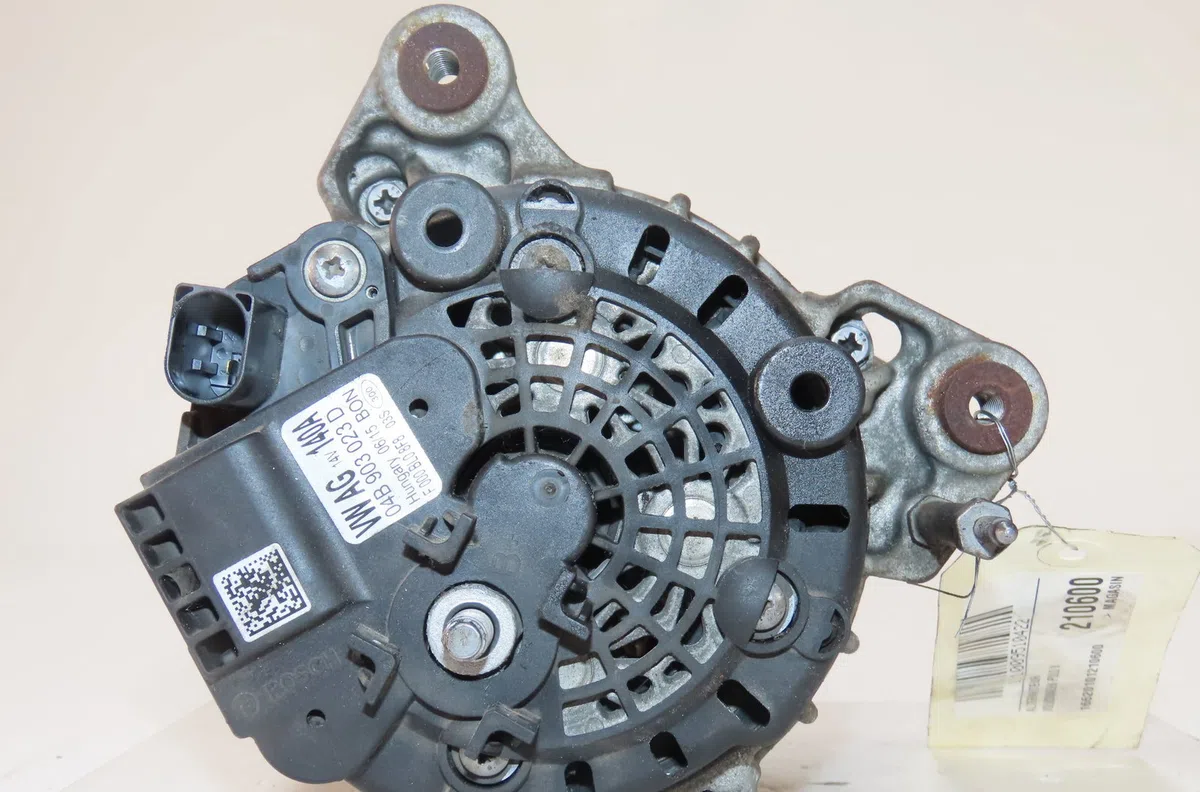 Alternateur Volkswagen POLO V (6R1, 6C1) 1.4 tdi (2014) occasion