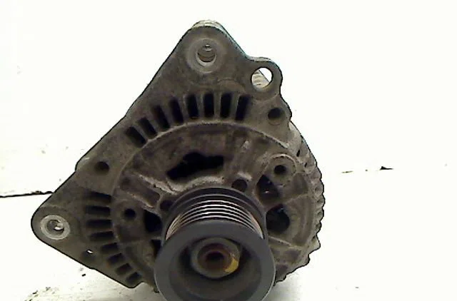 Alternateur Volkswagen POLO Variant (6V5) 1.4 (1997-2001) occasion