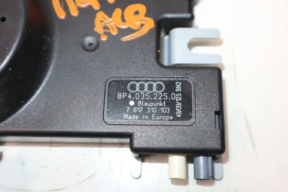 Amplificateur autoradio Audi A3 (8P1) 1.6 tdi (2009-2012) occasion