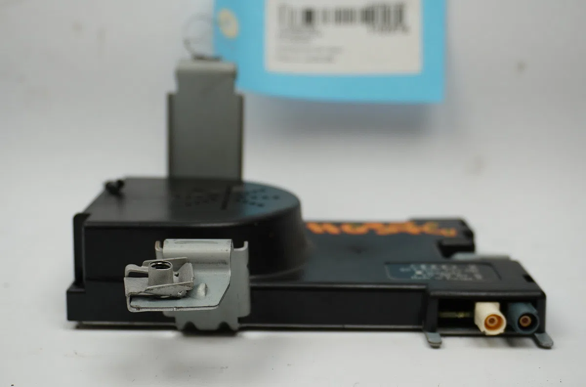 Amplificateur autoradio Audi A3 (8P1) 2.0 tdi 16v (2003-2012) 3 portes occasion