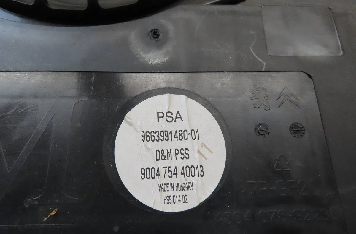 Amplificateur autoradio Citroën C3 II (SC_) 1.4 hdi 70 (sc8hzc, sc8hr0, sc8hp4) (2009) 5 portes occasion