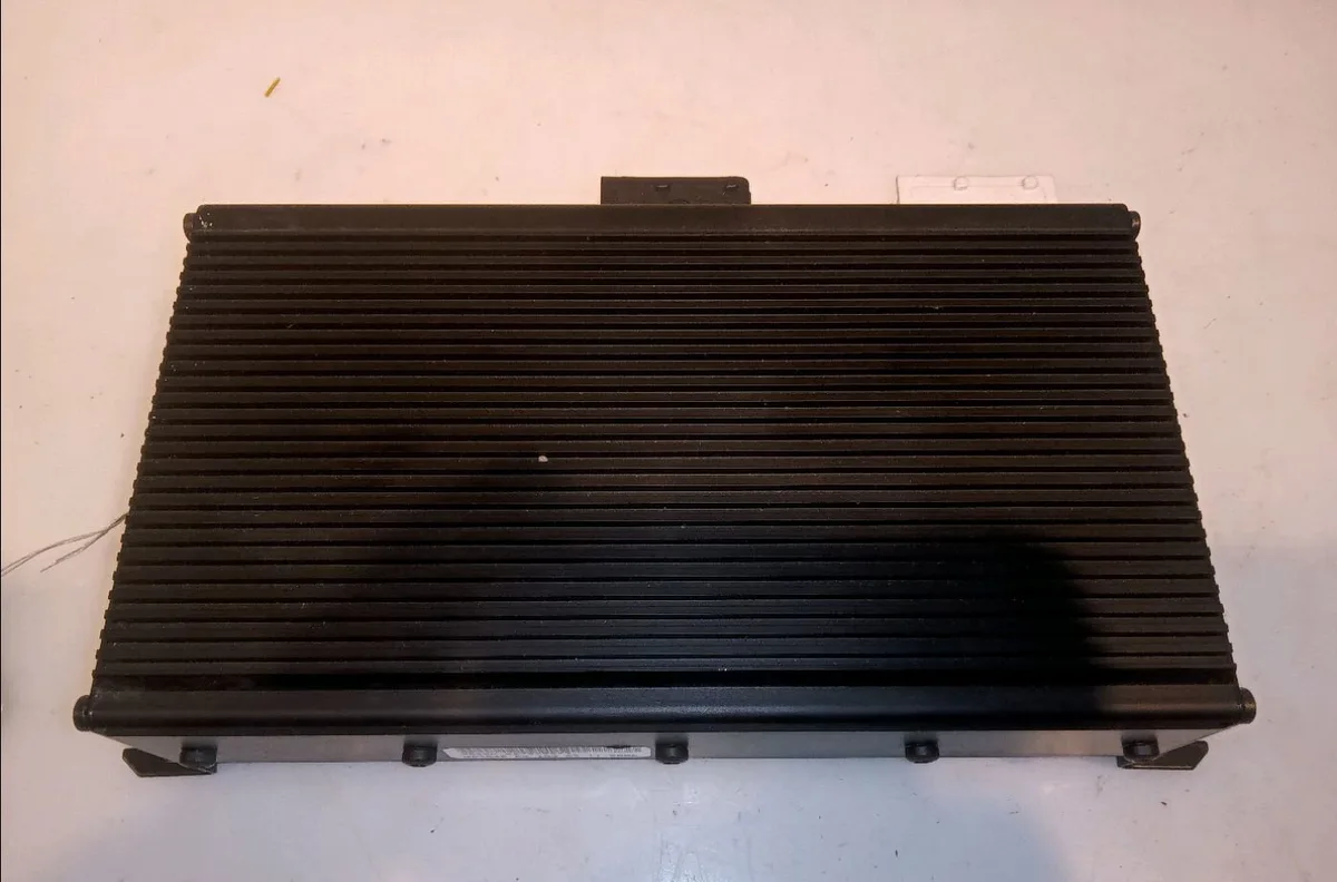 Amplificateur autoradio Peugeot 607 (9D, 9U) 3.0 v6 24v (2000-2004) occasion