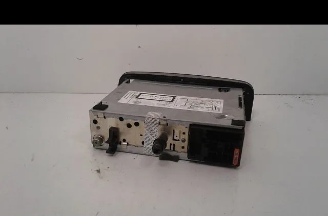 Autoradio Alfa romeo 147 (937_) 1.6 16v t.spark (937.axa1a, 937.axb1a, 937.bxb1a) (2001-2010) occasion