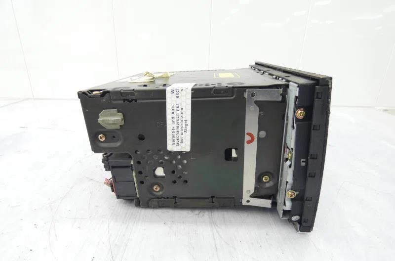 Autoradio AUDI A4 2 AVANT PHASE 1 BREAK occasion