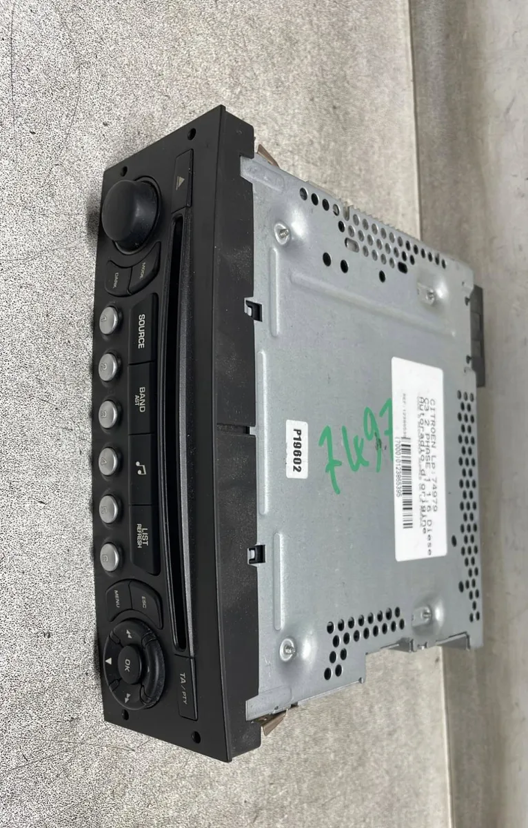 Autoradio Citroen C3 II (SC_) 1.6 hdi (2009-2016) 5 portes occasion