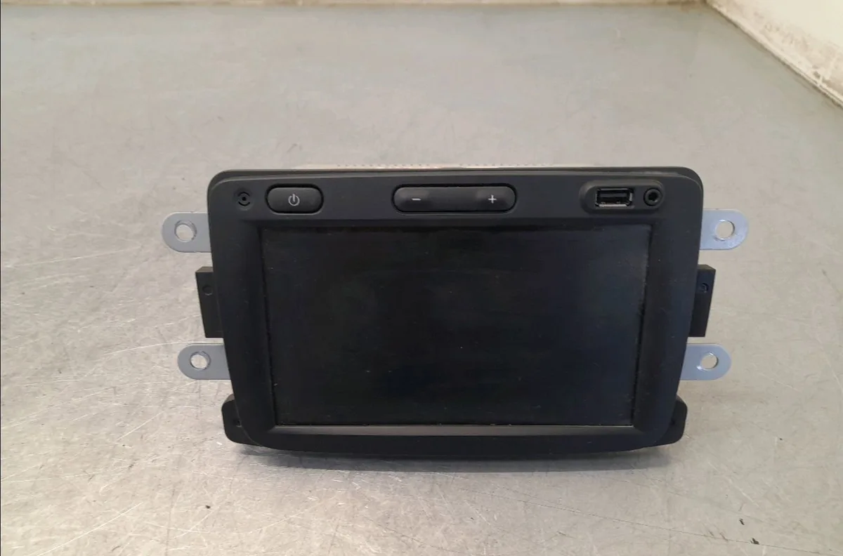 Autoradio Dacia SANDERO II Tce 90 (b8m1, b8ma) (2012) 5 portes occasion