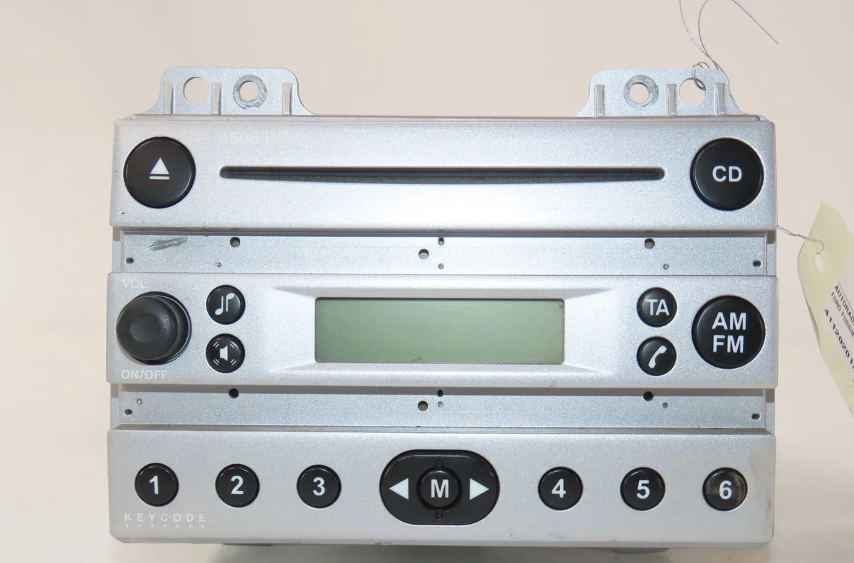 Autoradio Ford FUSION (JU_) 1.4 tdci (2002-2012) 5 portes occasion
