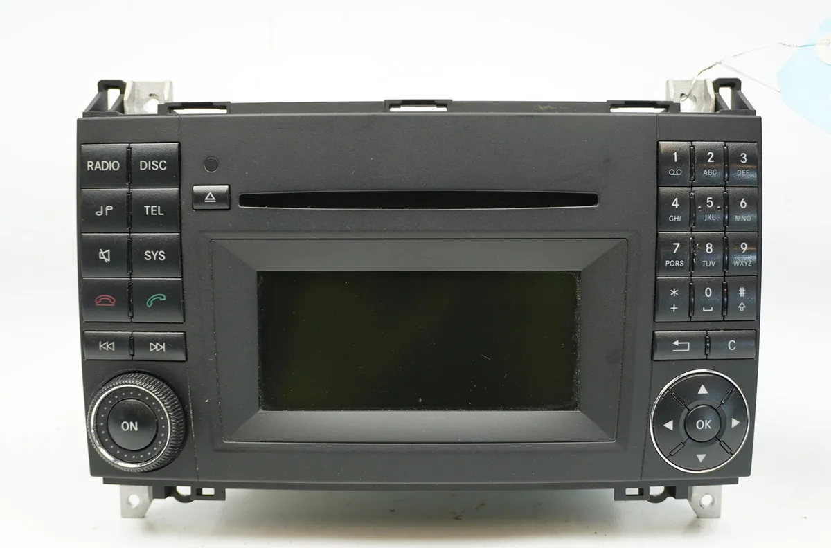 Autoradio Mercedes-benz CLASSE B Sports Tourer (W245) B 180 cdi (245.207) (2005-2011) 5 portes occasion